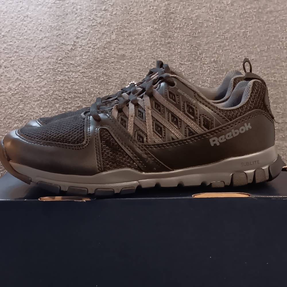 Reebok Men's Sublite Work Shoe, NWT, Size 7